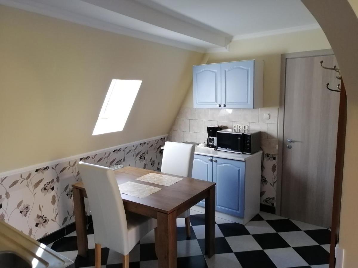 Magdalena Apartmanhaz ヘーヴィーズ エクステリア 写真