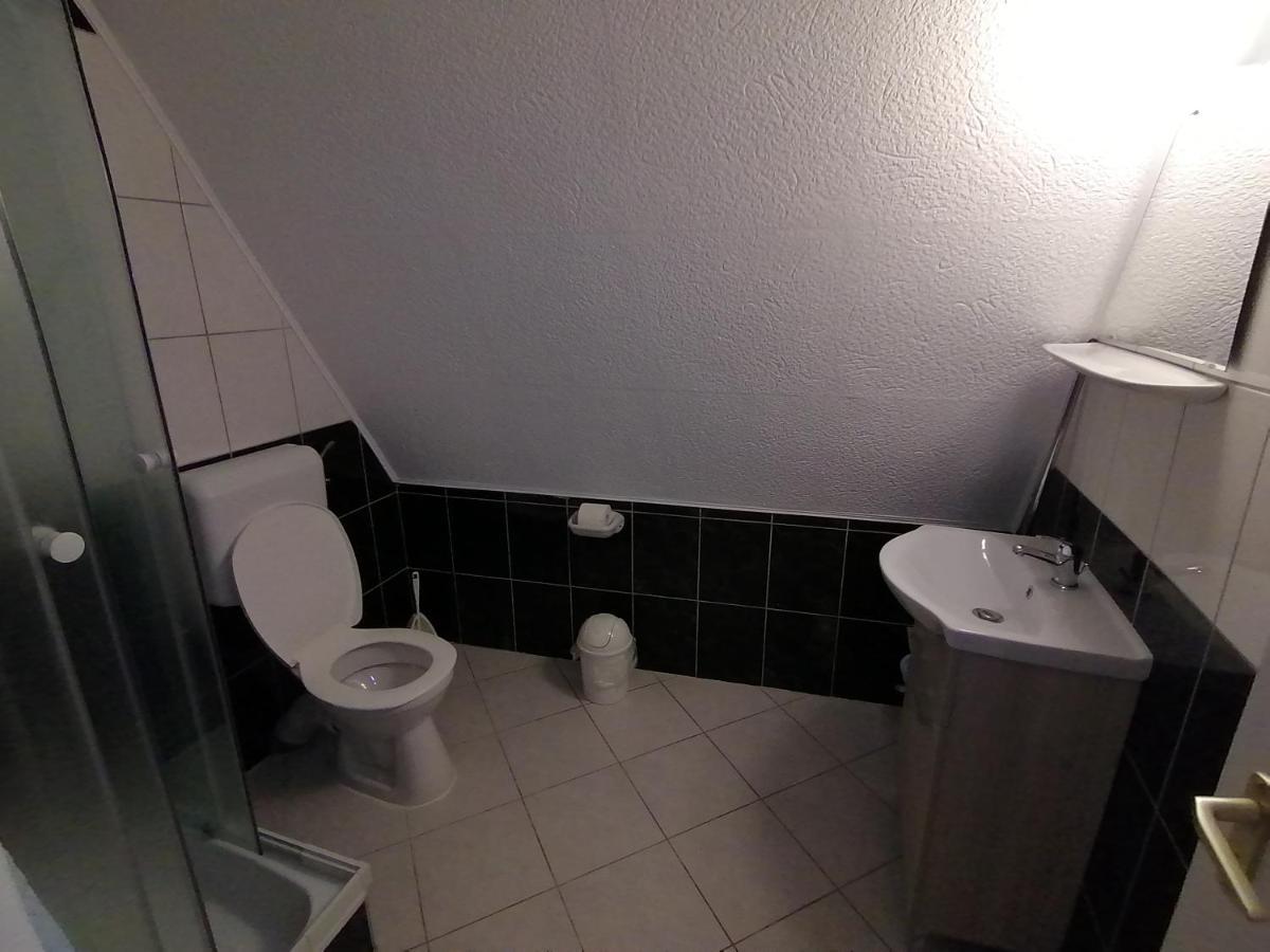 Magdalena Apartmanhaz ヘーヴィーズ エクステリア 写真