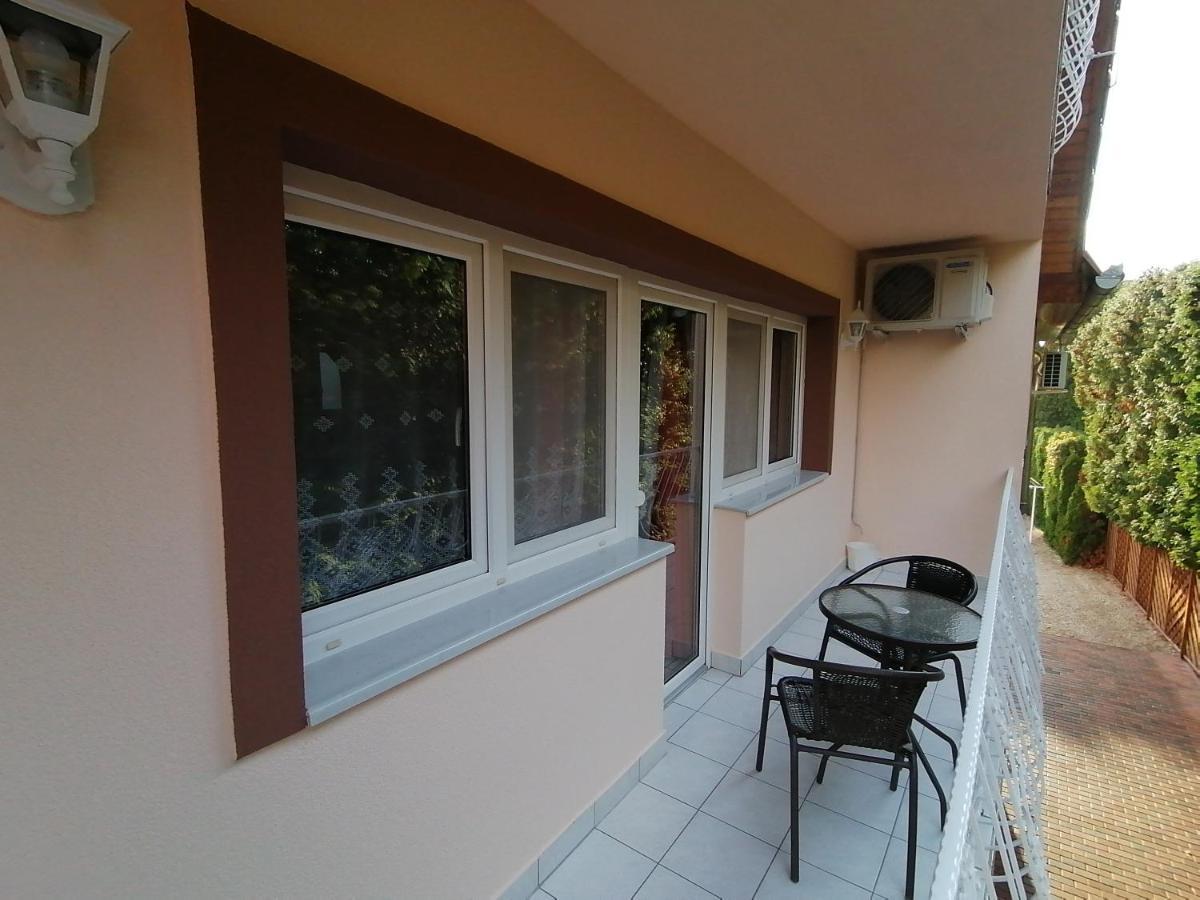 Magdalena Apartmanhaz ヘーヴィーズ エクステリア 写真